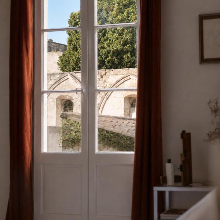 TERRAZZA CESARIA Duplex terrasse et vue sur le cloître Saint Césaire - Appartement 2 Chambres - 5