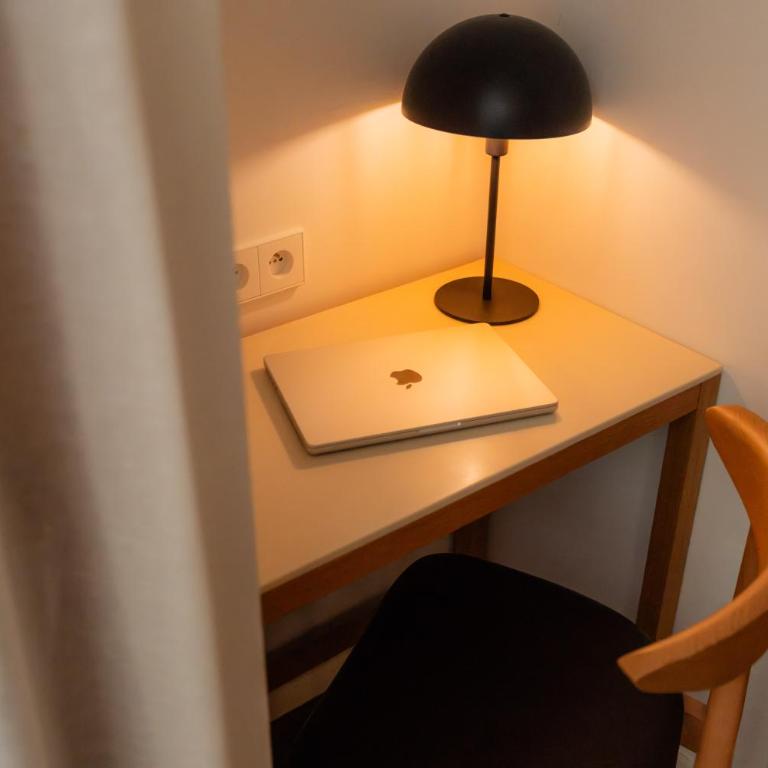 9Hotel Republique - Chambre Simple - 2