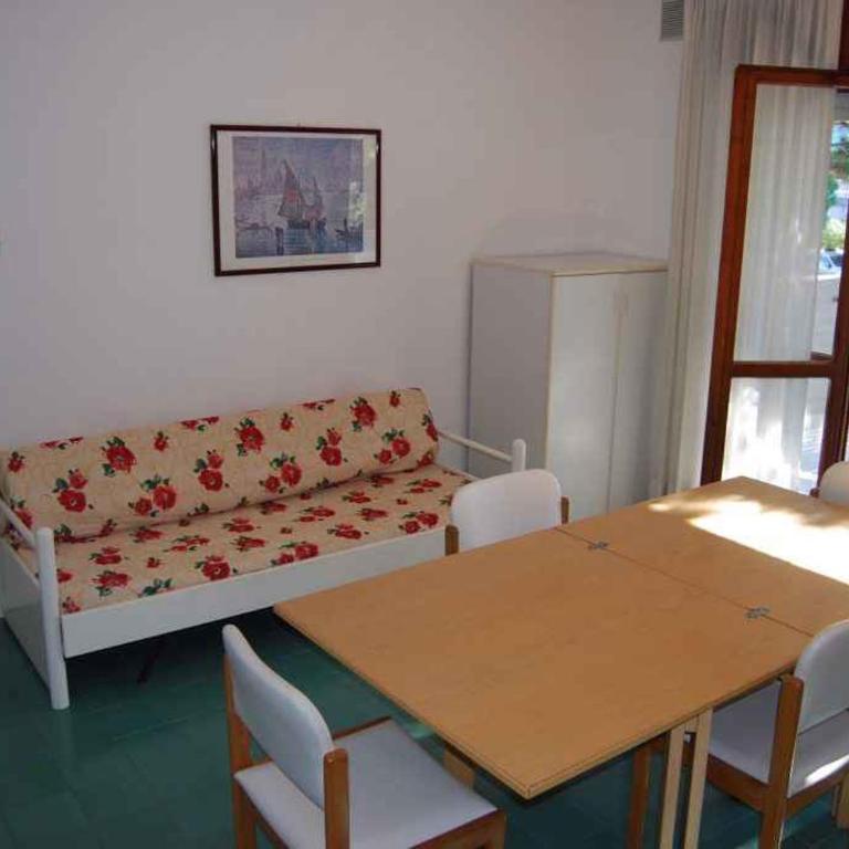 Apartments with Pool in Lignano 35684 - Appartamento - 3