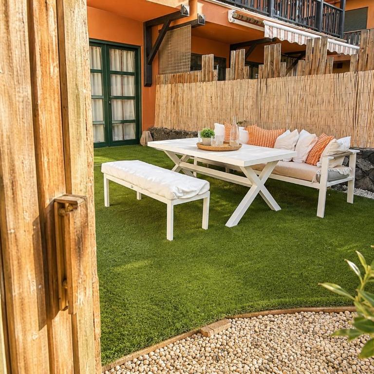 Take It EaSea - Three-Bedroom Apartment - 86