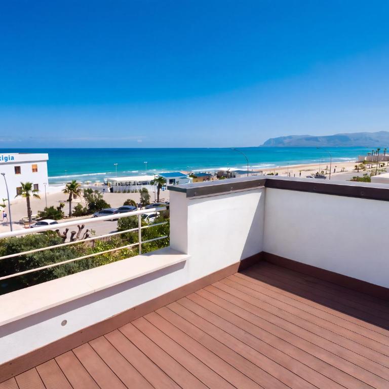 CasaSol Deluxe villa sulla Spiaggia con Piscina By Sicily Home Solutions - Villa - 11