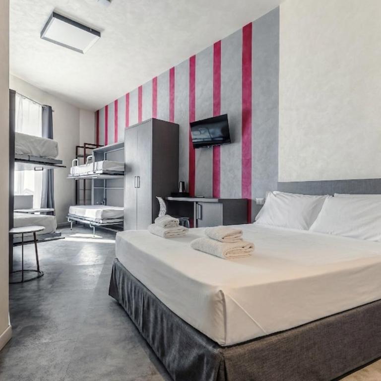 Termini Comfort Rooms - Familienzimmer mit eigenem Bad - 1