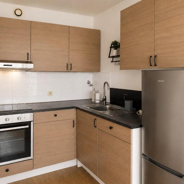 Sunny apartment 4 min away from the subway station! - Appartamento con 2 Camere da Letto - 3