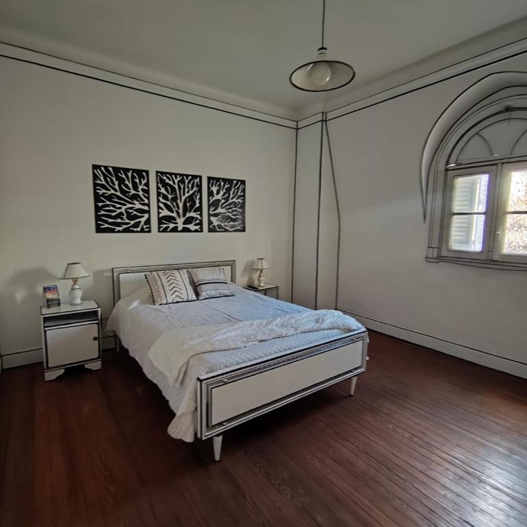 2D Experience in Mendoza - Three-Bedroom Apartment - 11