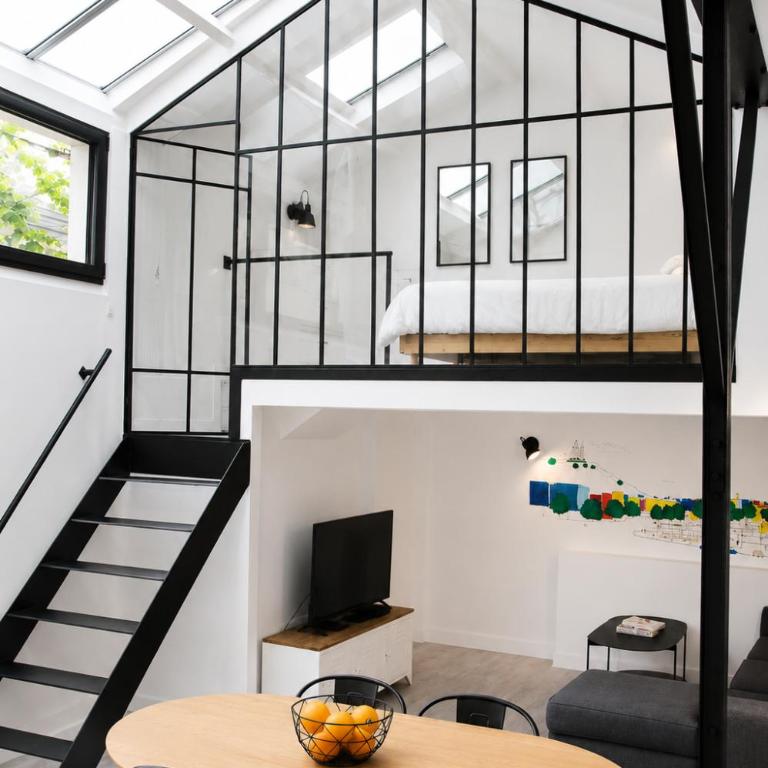 Atelier d'Artiste Marais Paris, 3 chambres, cour privée calme - Three-Bedroom Apartment - 2