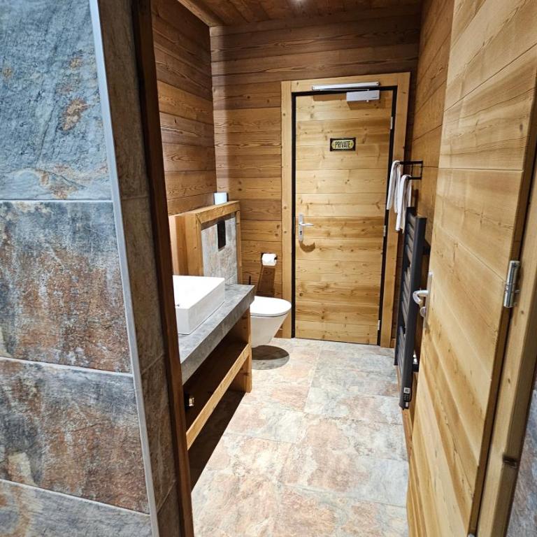 CHALET ALTITUDE 808 piscine intérieure, 9 chambres - Chalet - 4