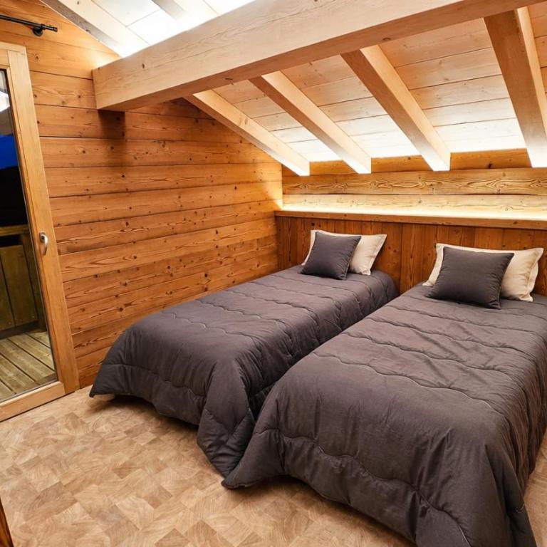 CHALET ALTITUDE 808 piscine intérieure, 9 chambres - Chalet - 24