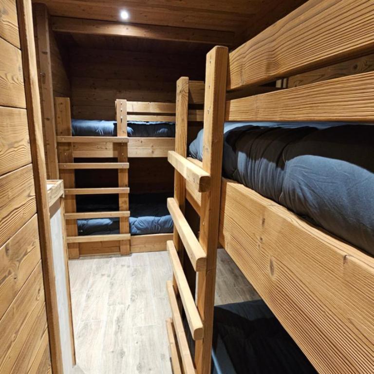 CHALET ALTITUDE 808 piscine intérieure, 9 chambres - Chalet - 32