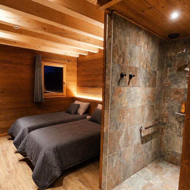 CHALET ALTITUDE 808 piscine intérieure, 9 chambres - Chalet - 34