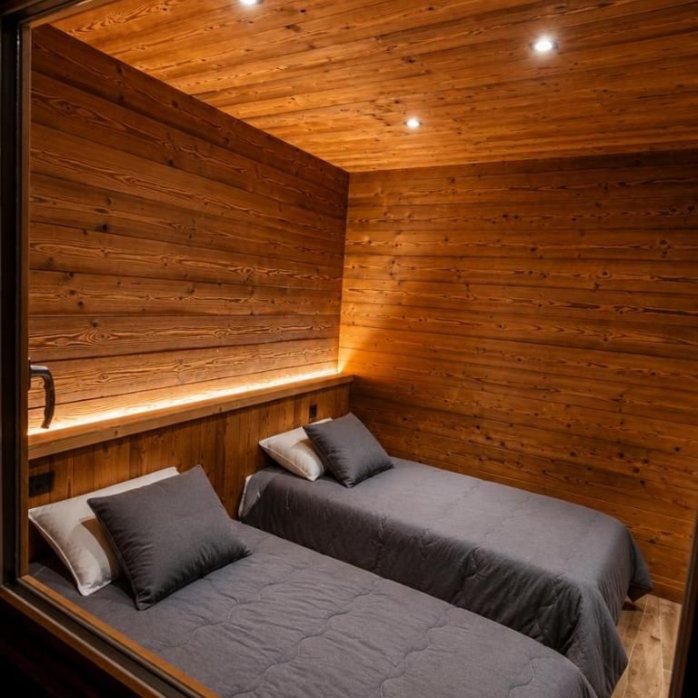 CHALET ALTITUDE 808 piscine intérieure, 9 chambres - Chalet - 40