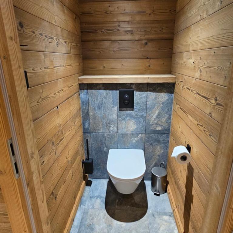 CHALET ALTITUDE 808 piscine intérieure, 9 chambres - Chalet - 47