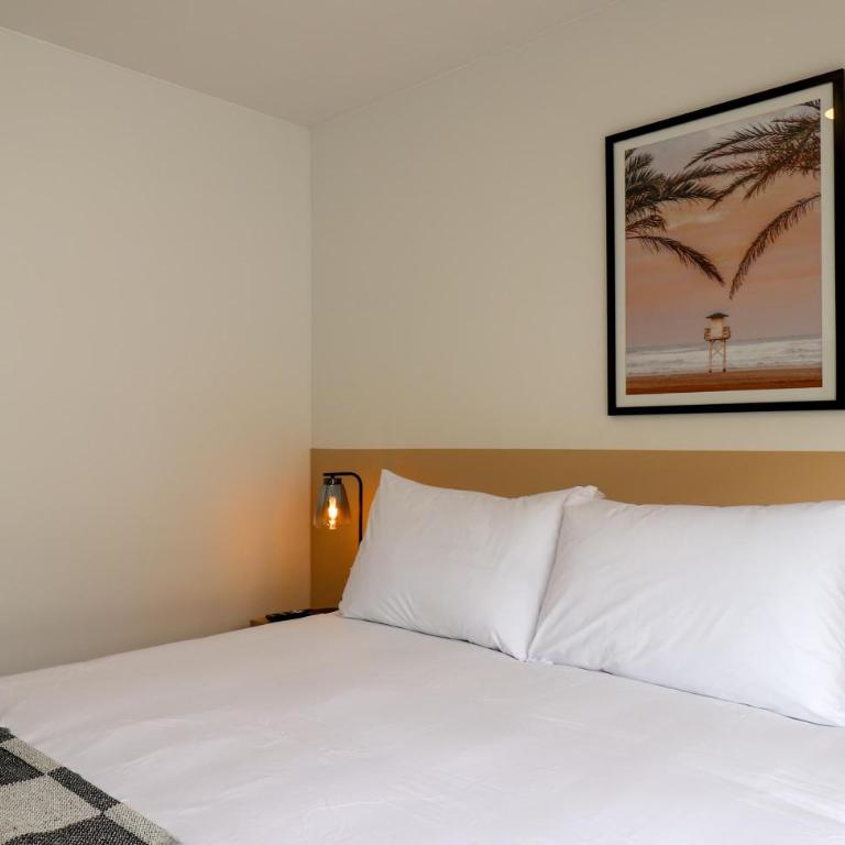 Enchanting 1BR with Balcony in Prime Miraflores - Apartamento - 16