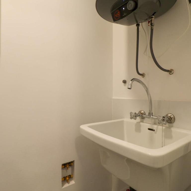 Enchanting 1BR with Balcony in Prime Miraflores - Apartamento - 22
