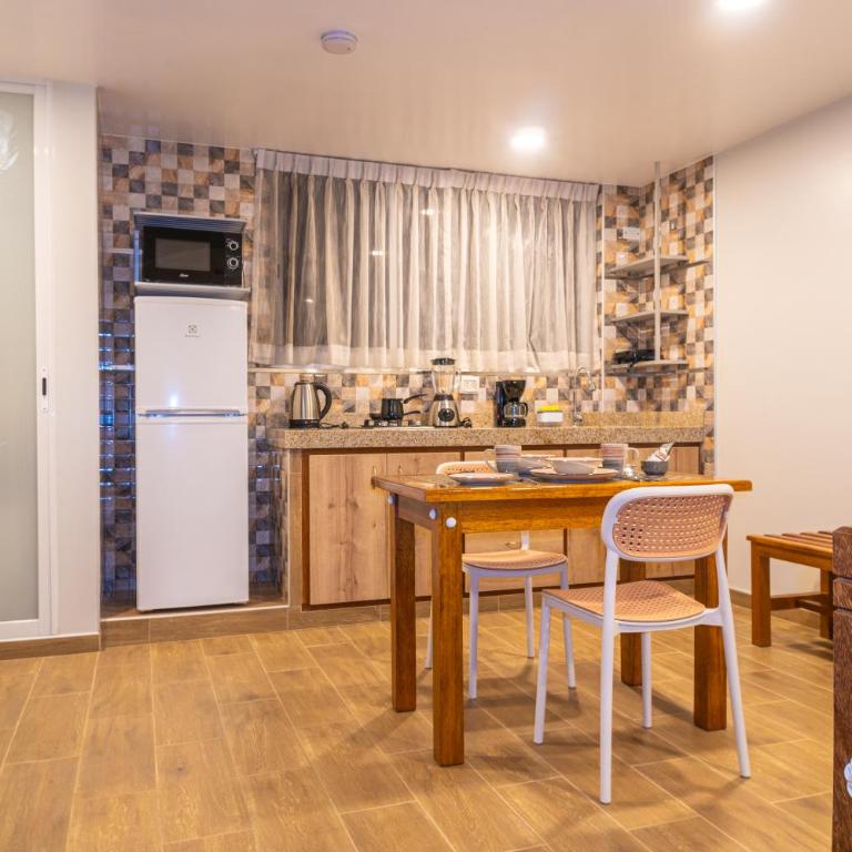 Kanda Wasi Trujillo - Double Room with Private Bathroom - 1