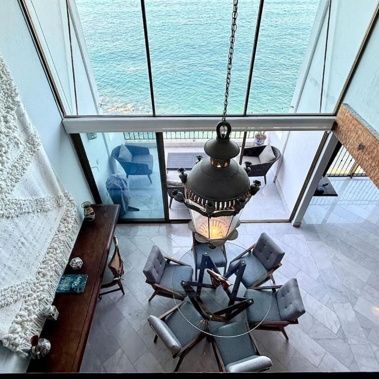 Oceanfront 2BR Loft Fast WiFi Views - Apartment mit 2 Schlafzimmern - 6