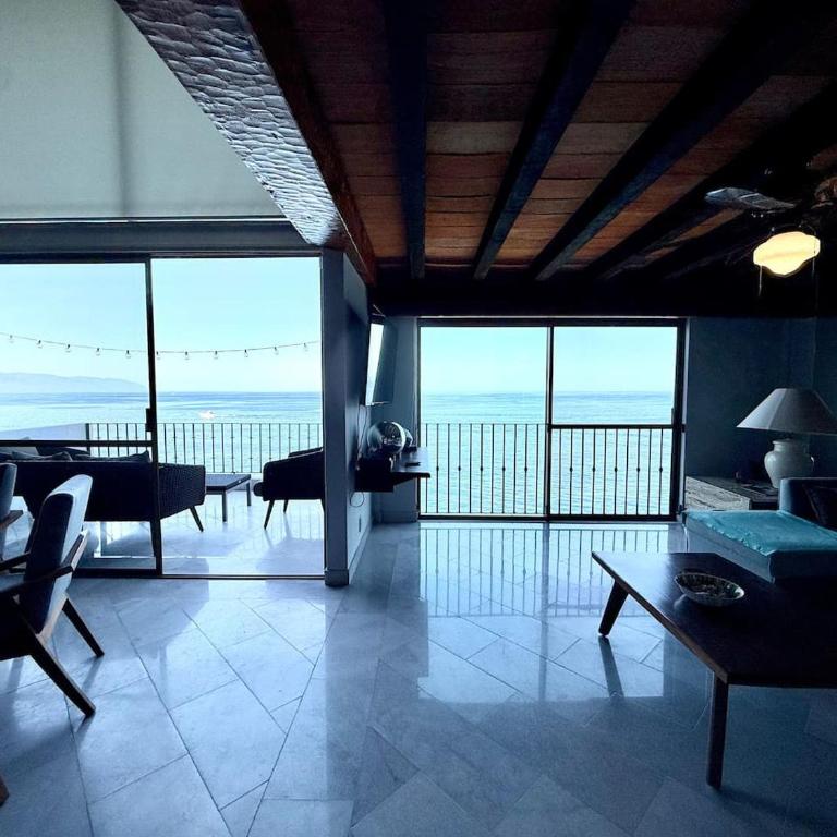 Oceanfront 2BR Loft Fast WiFi Views - Apartment mit 2 Schlafzimmern - 8