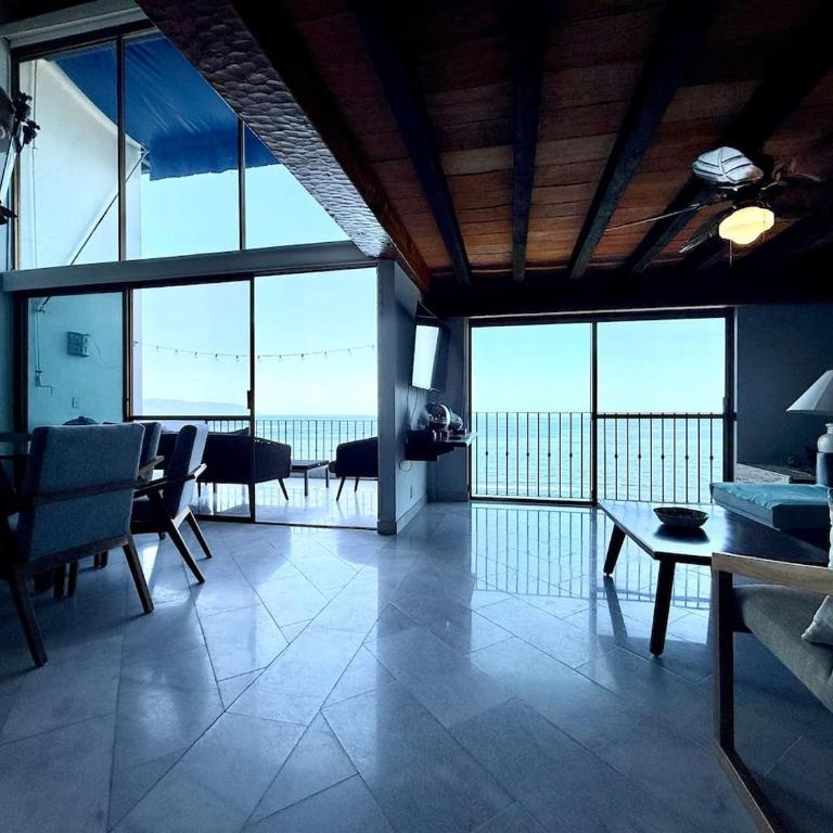 Oceanfront 2BR Loft Fast WiFi Views - Apartment mit 2 Schlafzimmern - 31