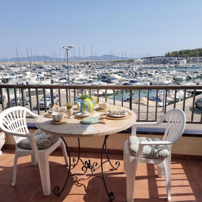 Apartamento acogedor cerca de la playa con aire acondicionado - HISP-236-180 - Apartamento - 10
