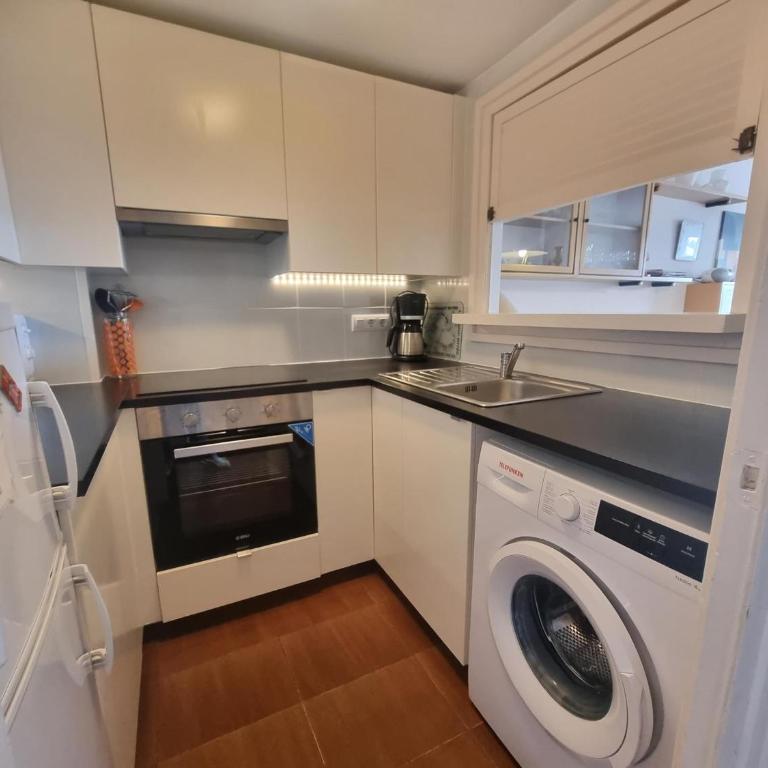 Apartamento acogedor cerca de la playa con aire acondicionado - HISP-236-180 - Apartamento - 12