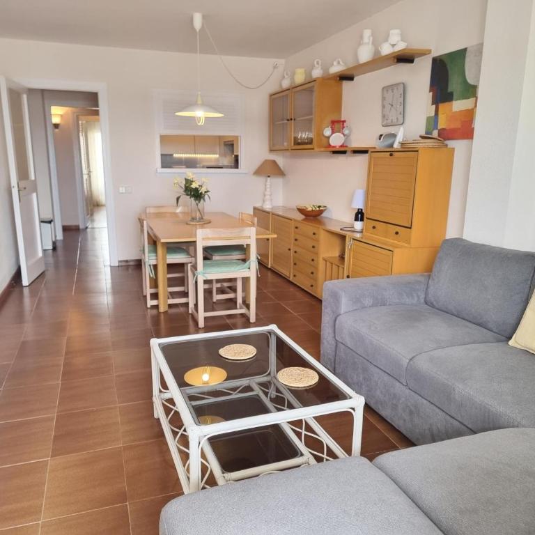 Apartamento acogedor cerca de la playa con aire acondicionado - HISP-236-180 - Apartamento - 13