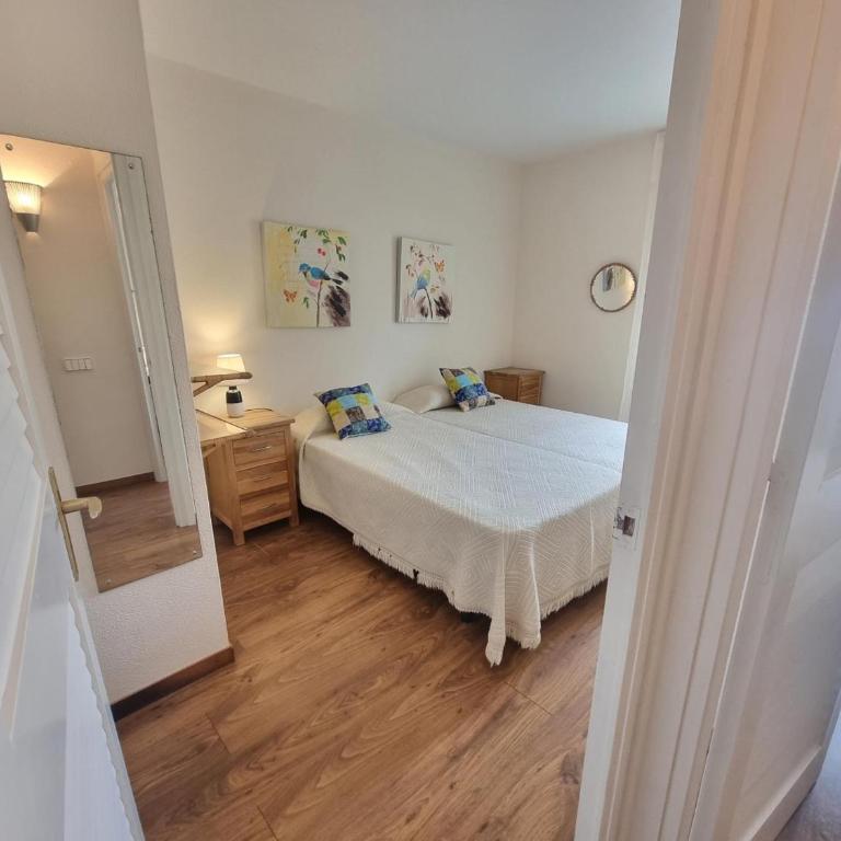 Apartamento acogedor cerca de la playa con aire acondicionado - HISP-236-180 - Apartamento - 19