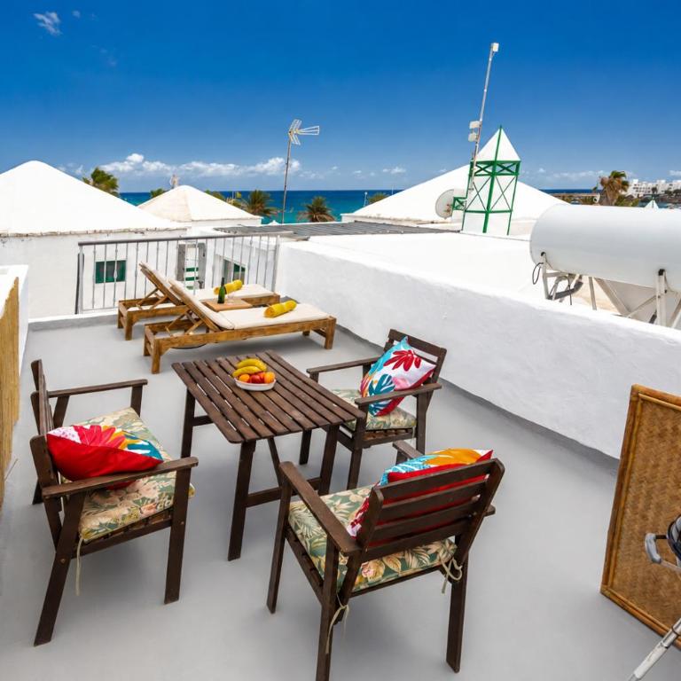 The Beach House - Central location - Private Plunge Pool - Roof Terrace - 100m to Beach - Casa - 26