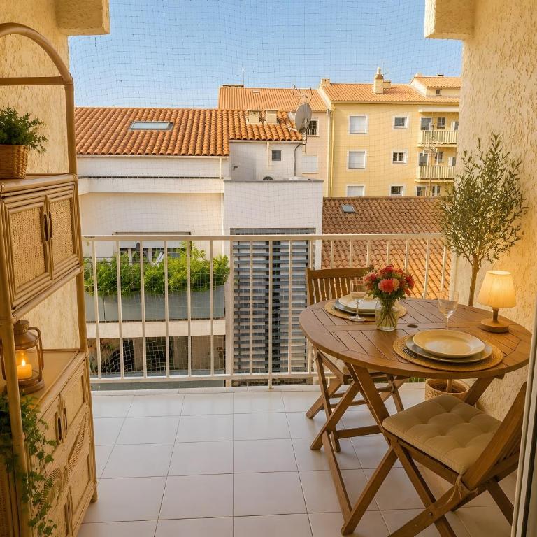 Duplex Appartement 300m de la mer - Appartement 3 Chambres Premium avec Balcon - 13