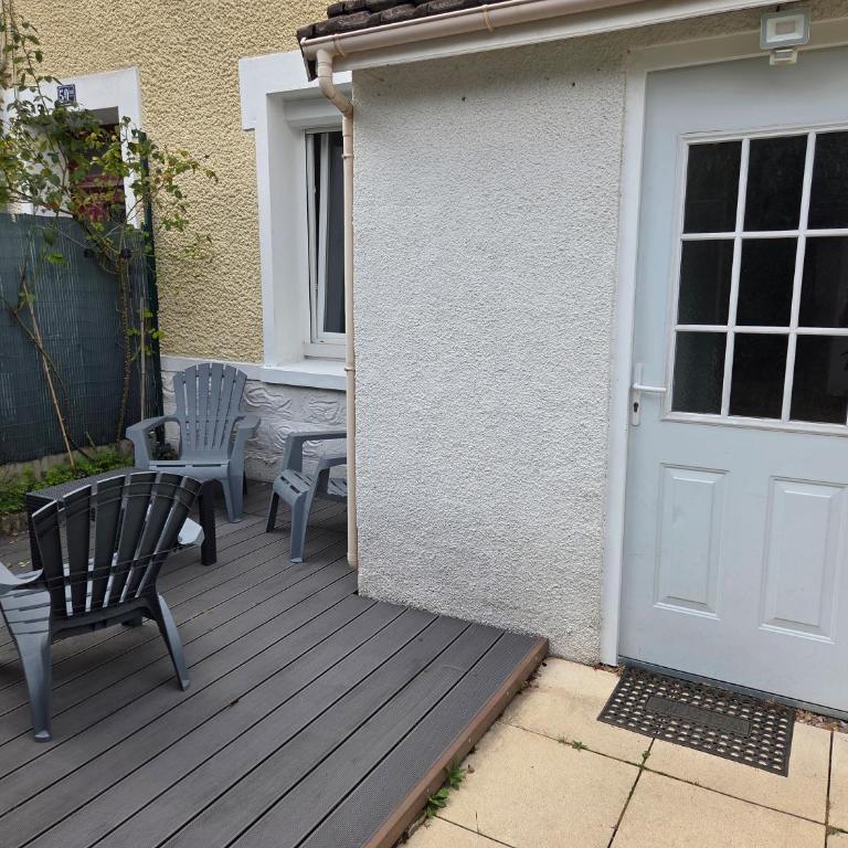 Appart T2 avec cour - Appartement 1 Chambre avec Terrasse - 15