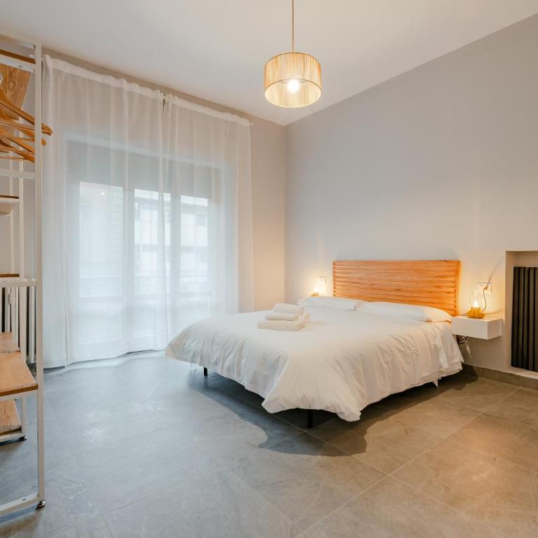 Santa Maria Novella New Apartment - Two-Bedroom Apartment with Balcony - 36