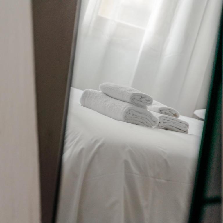 Santa Maria Novella New Apartment - Two-Bedroom Apartment with Balcony - 41