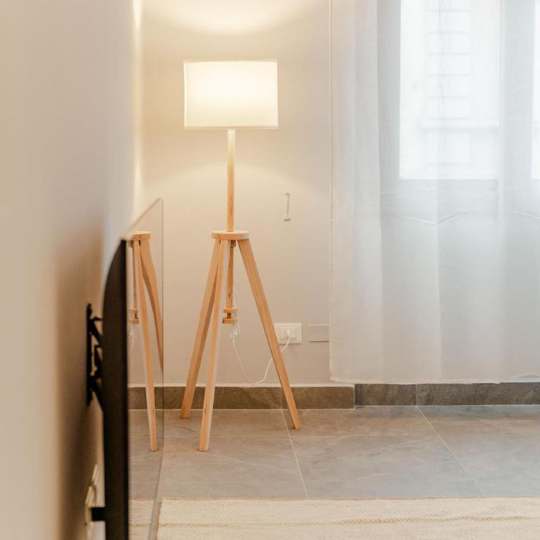 Santa Maria Novella New Apartment - Two-Bedroom Apartment with Balcony - 76
