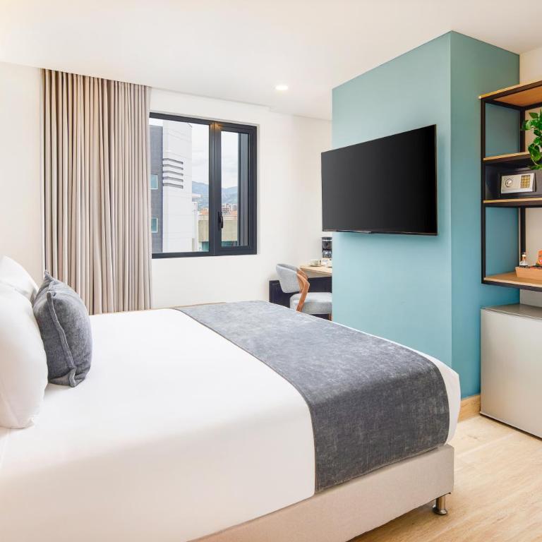Blues Suites Laureles - Superior Suite - 1