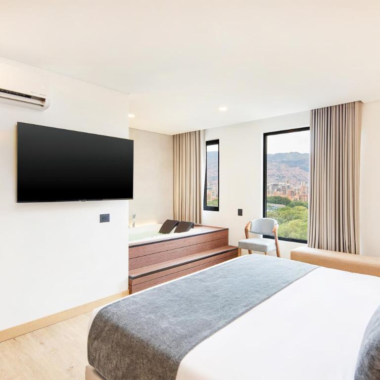 Blues Suites Laureles - Suite with Hot Tub - 3