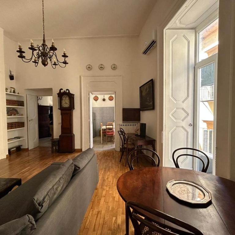 Suite Contè Chiaia - Casa con 2 Camere da Letto - 67