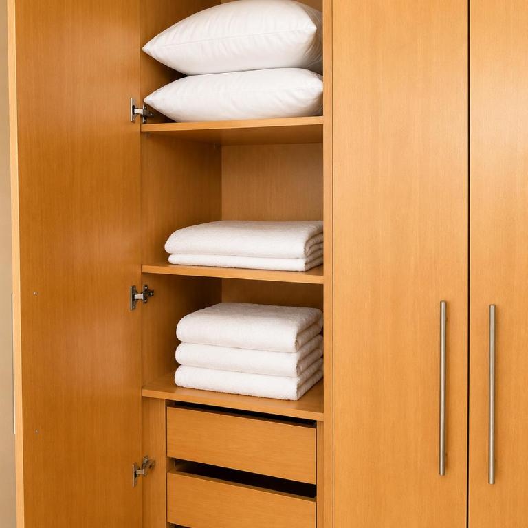 HIC Residence Management - Apartments and Suites - Two-Bedroom Apartment with View - 8