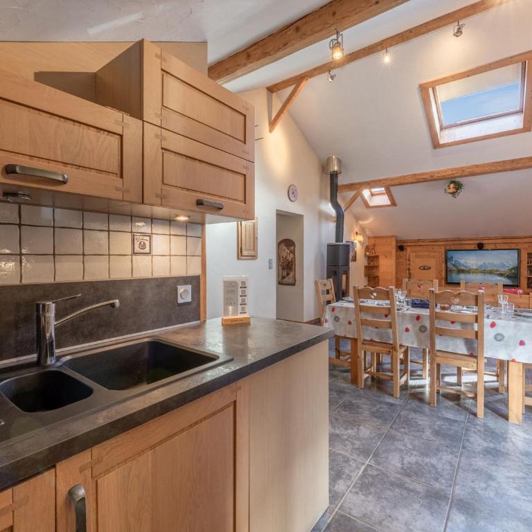 Appartement T3 centre Morzine 100m des pistes avec parking, wifi, 6 personnes - FR-1-754-54 - Apartment - 13