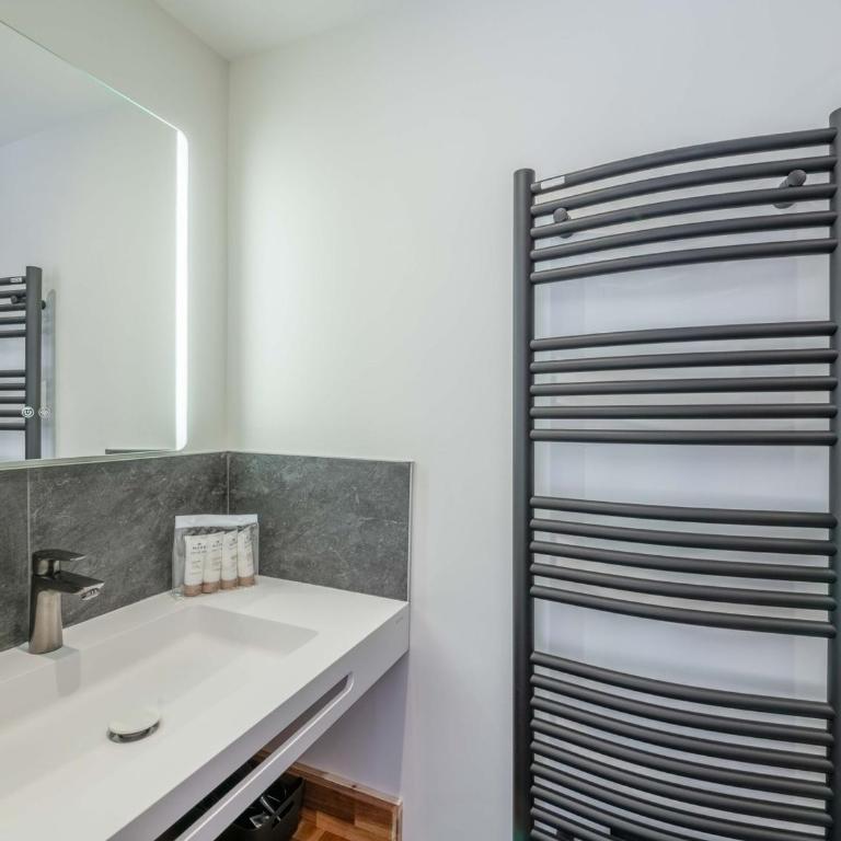 Morzine: Appartement moderne 8 pers, ski-in/ski-out, 72m², parking, wifi - FR-1-754-108 - Apartment - 11