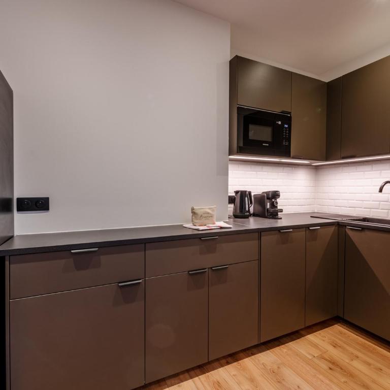 Morzine Centre: Appartement rénové 3 pers, parking - FR-1-754-93 - Apartment - 12
