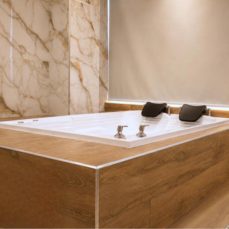 Hotel Álamos Suite - Queen Room with Spa Bath - 3