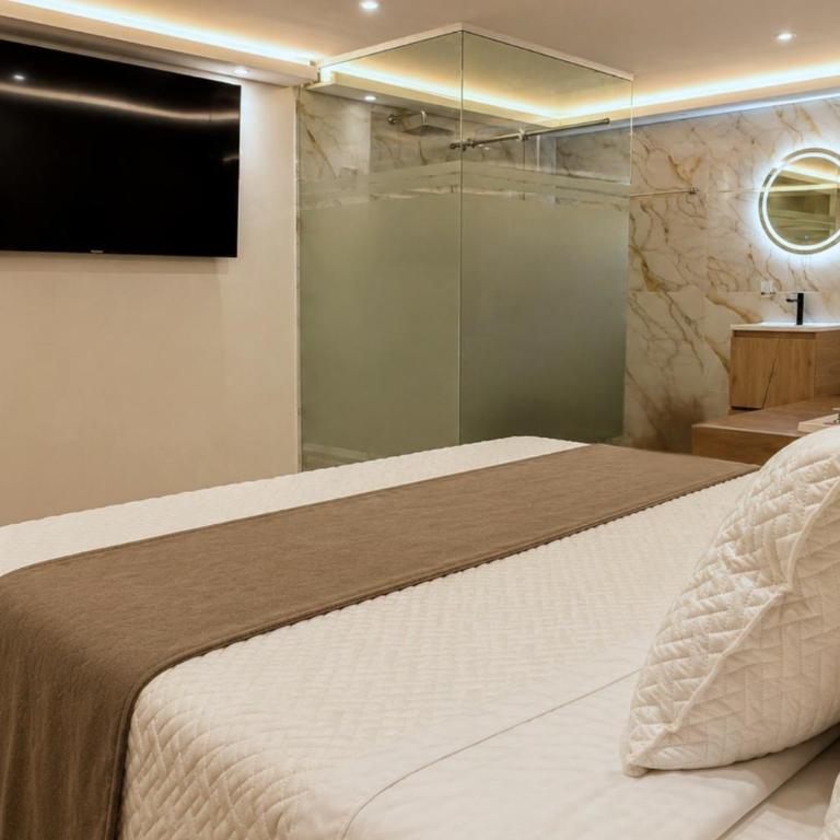 Hotel Álamos Suite - Queen Room with Spa Bath - 6