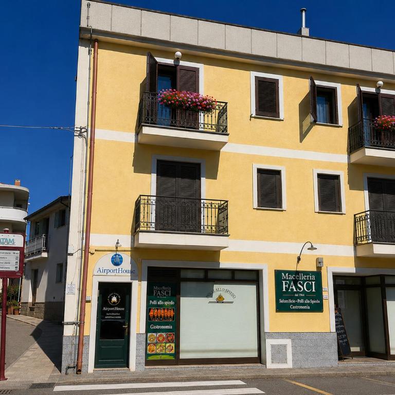 Airport House B&B - Camera Tripla Deluxe con Vista Mare - 13