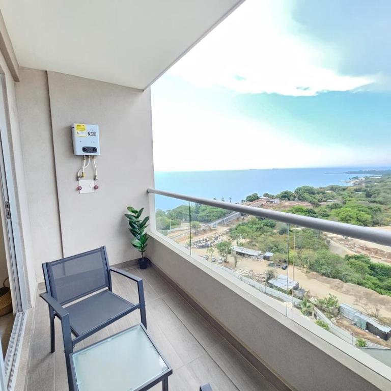 Apartaloft Facing the Sea & Pools | Don Jaca - One-Bedroom Apartment - 16