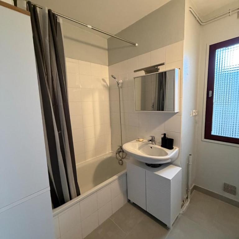 Le Luce - T3 proche centre - Parking - Apartment mit 2 Schlafzimmern - 37
