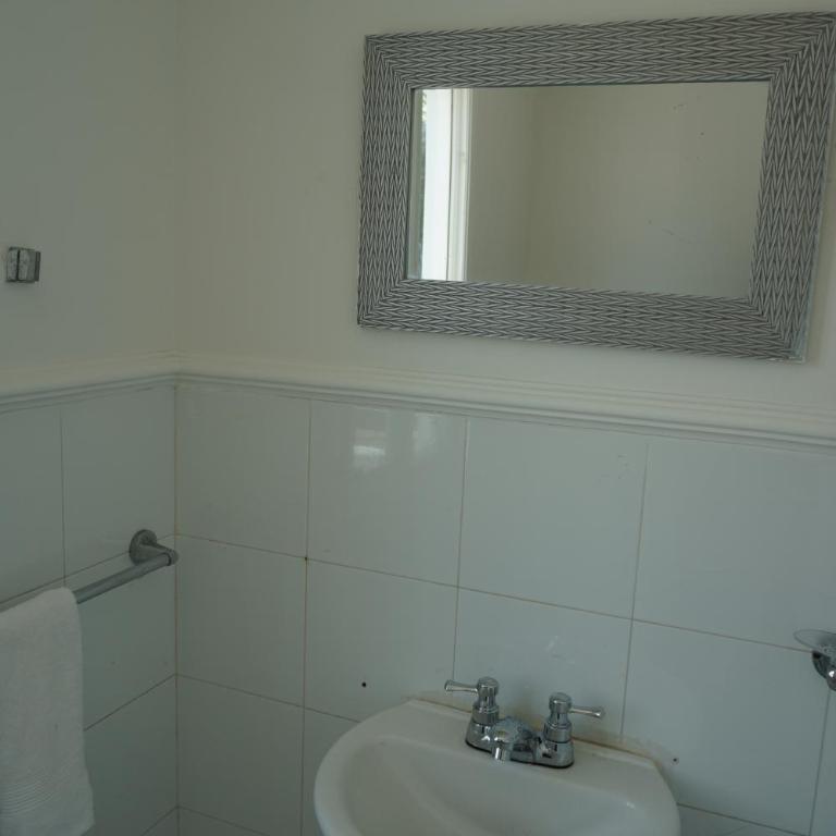 Luxury Beachfront Villa Private Pool & Terrace - Villa frente a la playa - 22