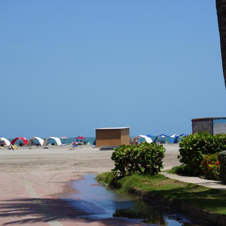 Luxury Beachfront Villa Private Pool & Terrace - Villa frente a la playa - 85