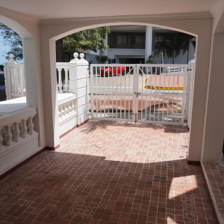 Luxury Beachfront Villa Private Pool & Terrace - Villa frente a la playa - 77
