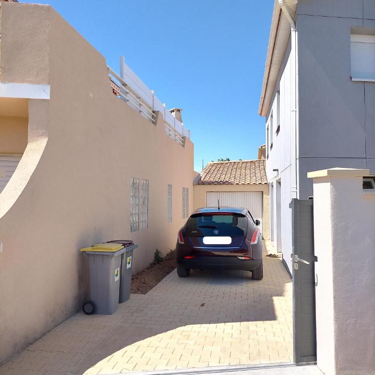 Les Colonnes appartement en RDC 6 couchages en front de mer - Apartment - 11