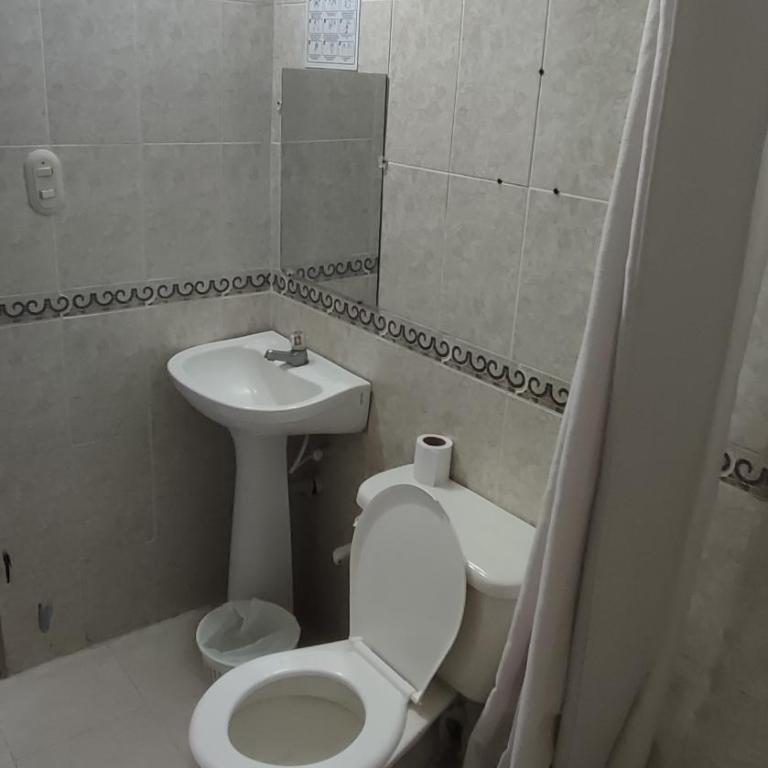 Andalucía Inn - Family Room with Private Bathroom - 6