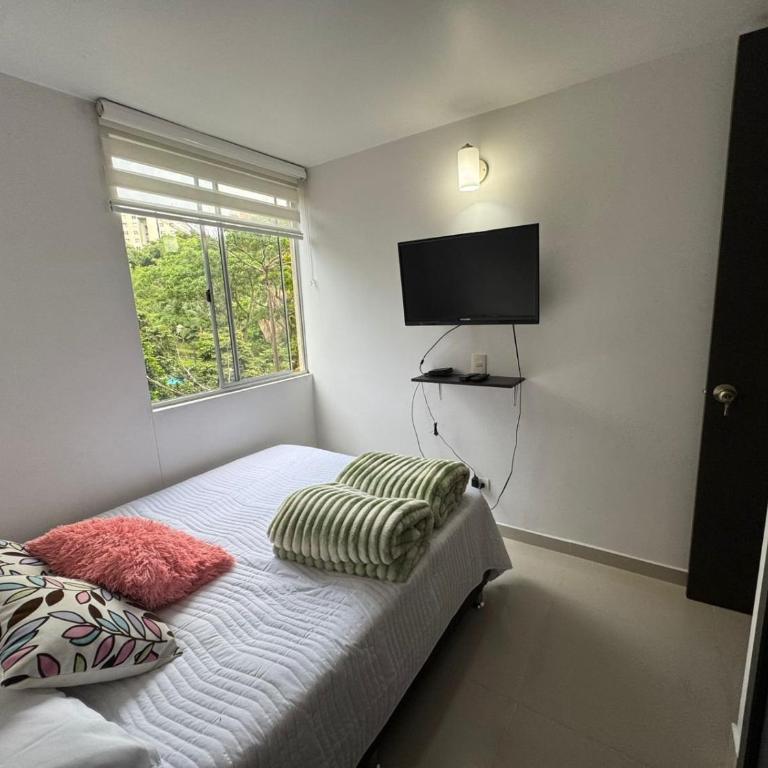 Espacioso Apto Familiar c/ Piscina & Wifi | Belén - Apartamento - 6