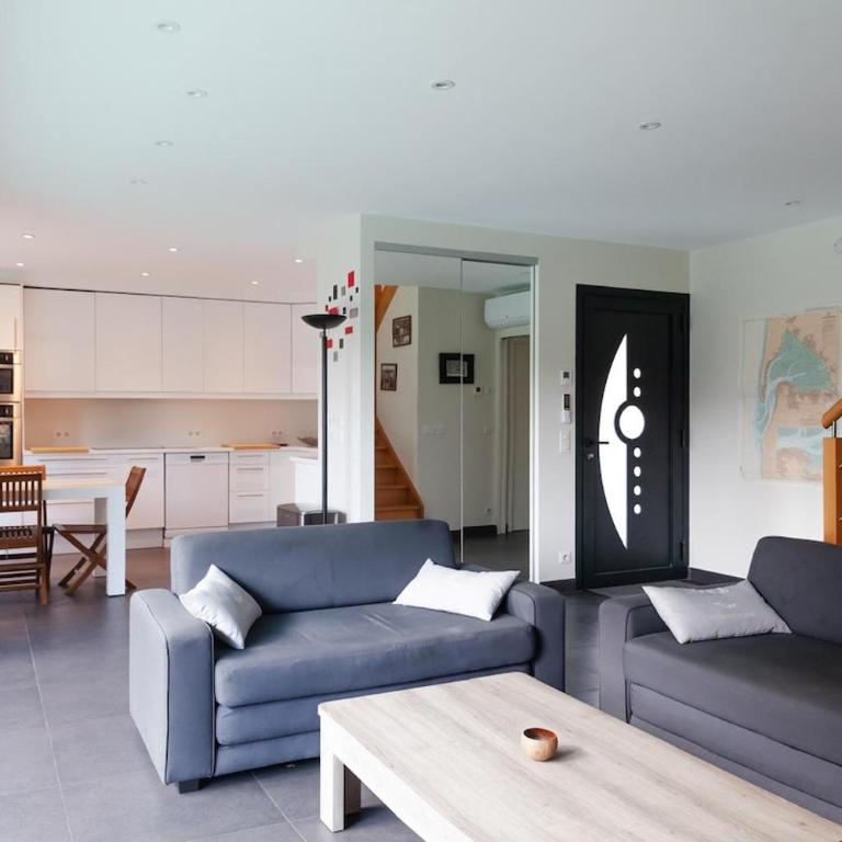 Villa with pool, beach, and downtown Andernos - Villa - 1